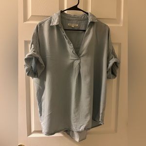 Harper Brand Large Light Blue Blouse.